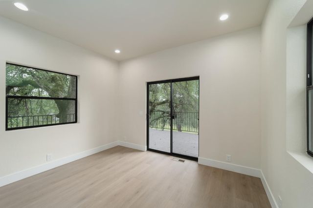 14270 Lodgepole Dr, Penn Valley, CA 95946