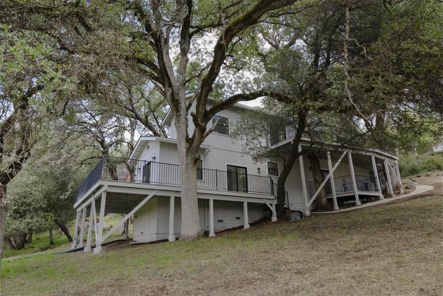 14270 Lodgepole Dr, Penn Valley, CA 95946
