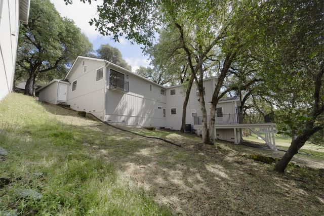 14270 Lodgepole Dr, Penn Valley, CA 95946