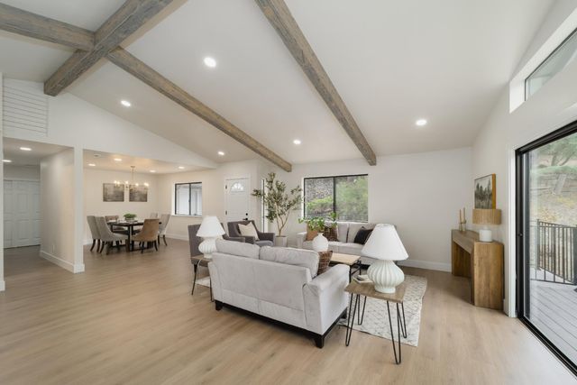 14270 Lodgepole Dr, Penn Valley, CA 95946