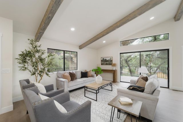 14270 Lodgepole Dr, Penn Valley, CA 95946