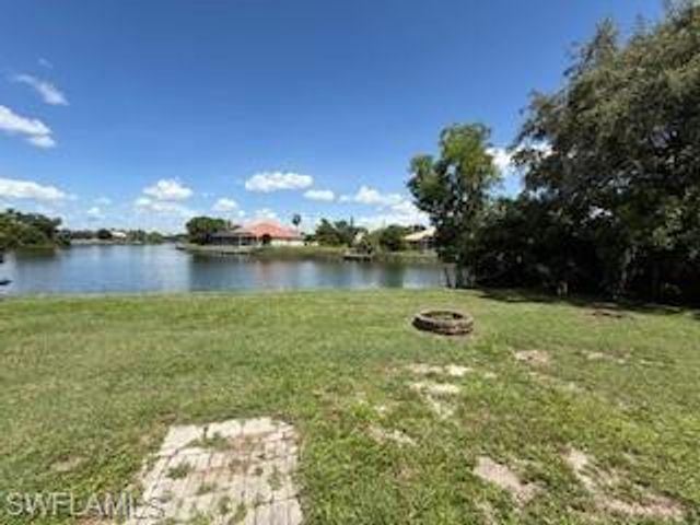 109 NE 20th CT, Cape Coral, FL 33909