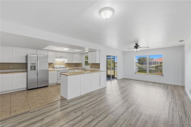 109 NE 20th CT, Cape Coral, FL 33909