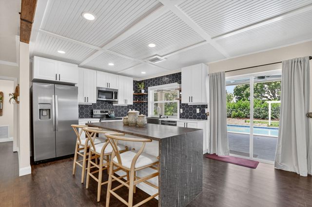 1207 SW 12th Avenue, Boca Raton, FL 33486