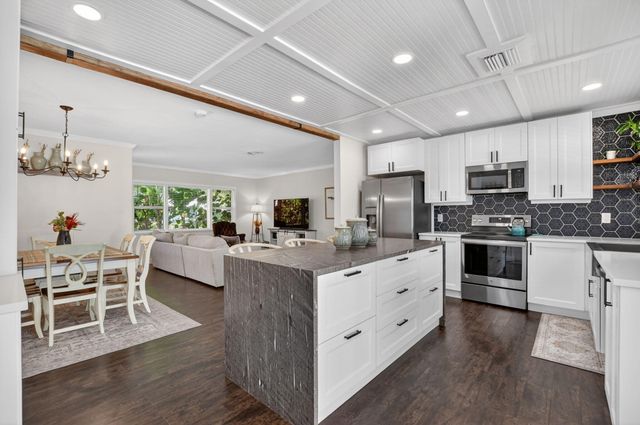 1207 SW 12th Avenue, Boca Raton, FL 33486