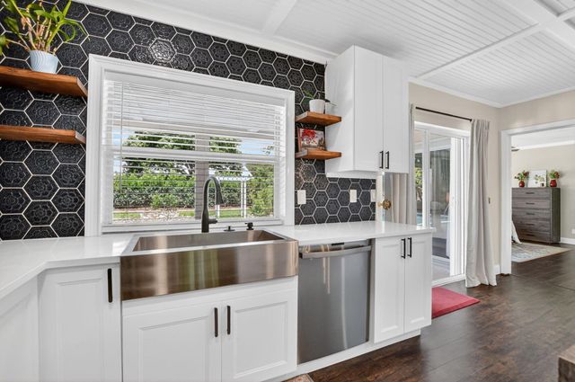 1207 SW 12th Avenue, Boca Raton, FL 33486