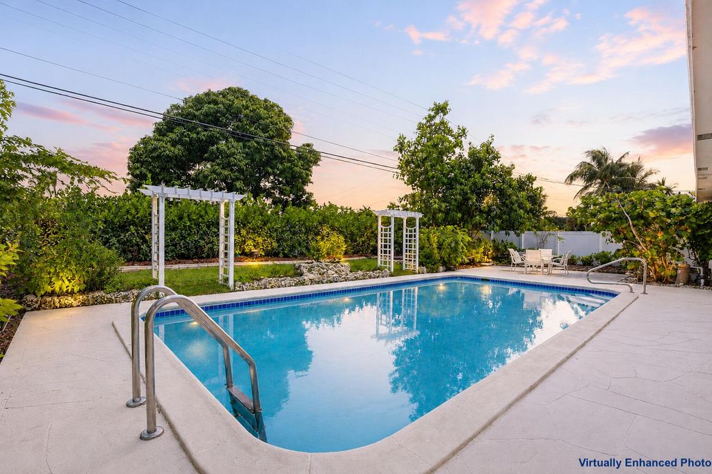 1207 SW 12th Avenue, Boca Raton, FL 33486