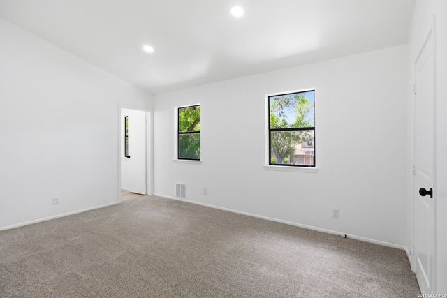 6206 CHERRYWEST CIR, San Antonio, TX 78240