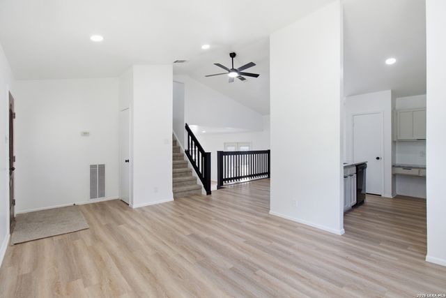 6206 CHERRYWEST CIR, San Antonio, TX 78240