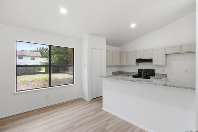 6206 CHERRYWEST CIR, San Antonio, TX 78240