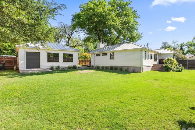 1402 HUTTO RD, Georgetown, TX 78626