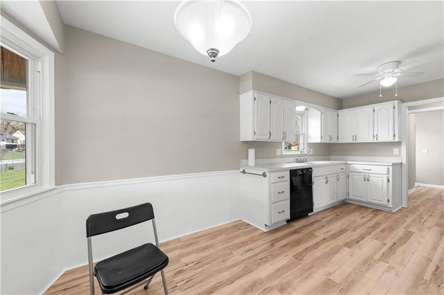 9912 Knox Drive, Overland Park, KS 66212