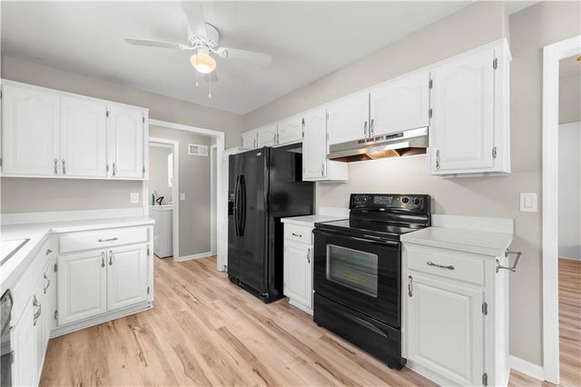 9912 Knox Drive, Overland Park, KS 66212