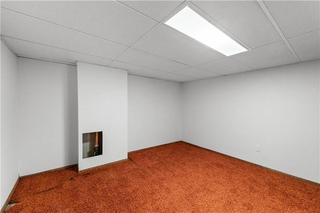 9912 Knox Drive, Overland Park, KS 66212