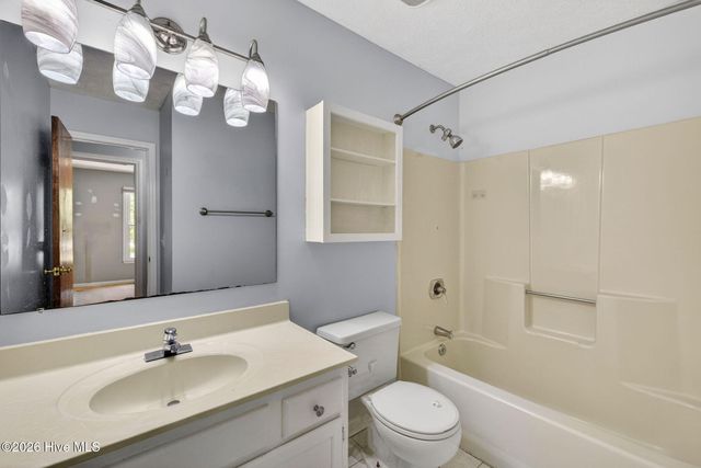 4621 Indian Trail, Wilmington, NC 28412