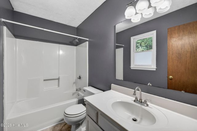 4621 Indian Trail, Wilmington, NC 28412