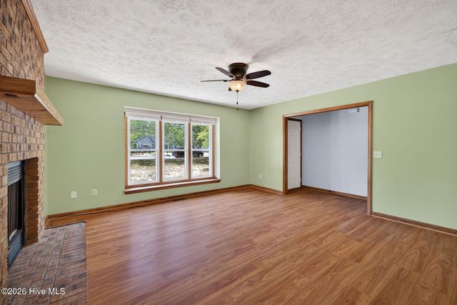 4621 Indian Trail, Wilmington, NC 28412