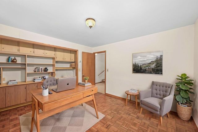 8603 N Regent ROAD, Fox Point, WI 53217