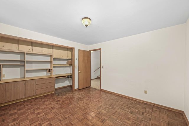 8603 N Regent ROAD, Fox Point, WI 53217