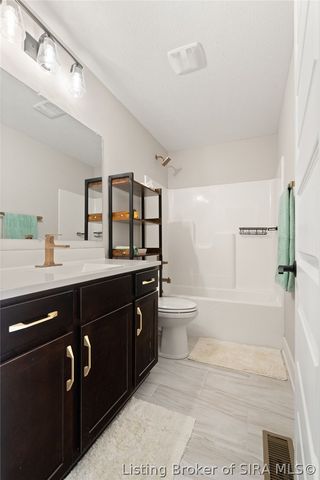 8008 Hudson Lane, Georgetown, IN 47122