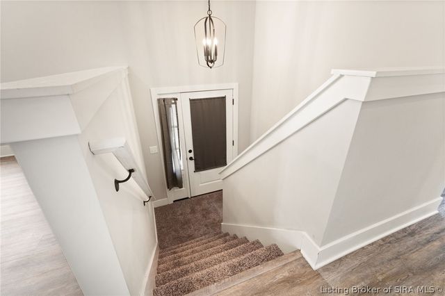 8008 Hudson Lane, Georgetown, IN 47122