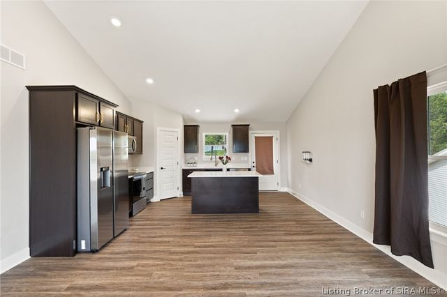8008 Hudson Lane, Georgetown, IN 47122