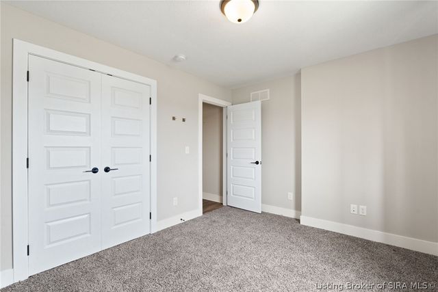 8008 Hudson Lane, Georgetown, IN 47122