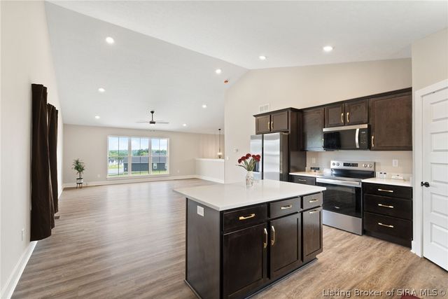 8008 Hudson Lane, Georgetown, IN 47122