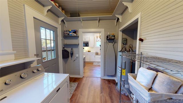 1827 CAPITOL Avenue, Montgomery, AL 36107