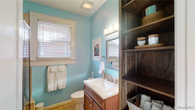 1827 CAPITOL Avenue, Montgomery, AL 36107