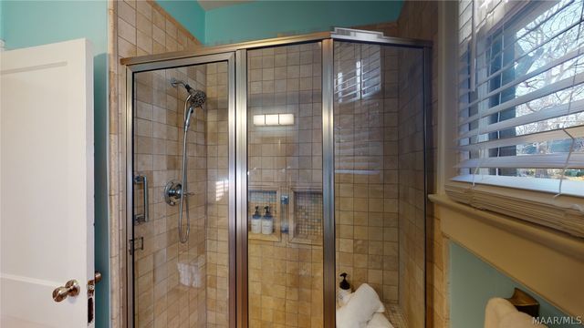 1827 CAPITOL Avenue, Montgomery, AL 36107