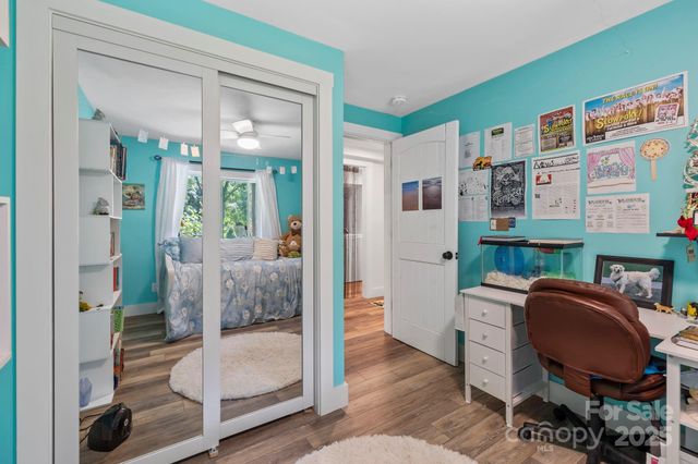 300 Wilson Drive, Brevard, NC 28712