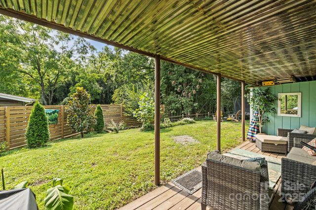 300 Wilson Drive, Brevard, NC 28712