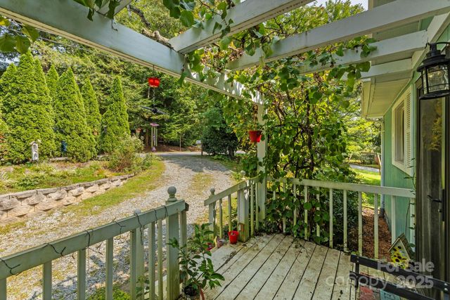 300 Wilson Drive, Brevard, NC 28712