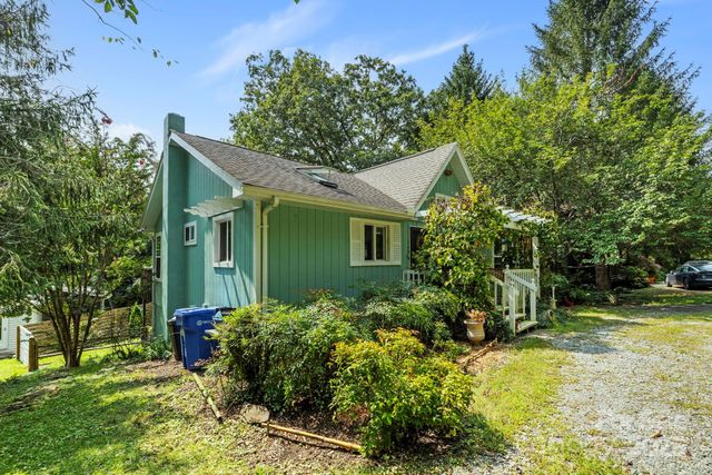 300 Wilson Drive, Brevard, NC 28712