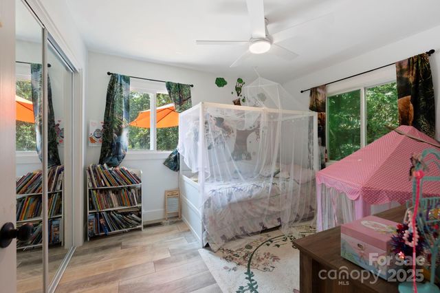 300 Wilson Drive, Brevard, NC 28712