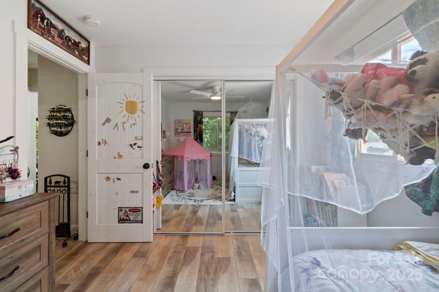 300 Wilson Drive, Brevard, NC 28712