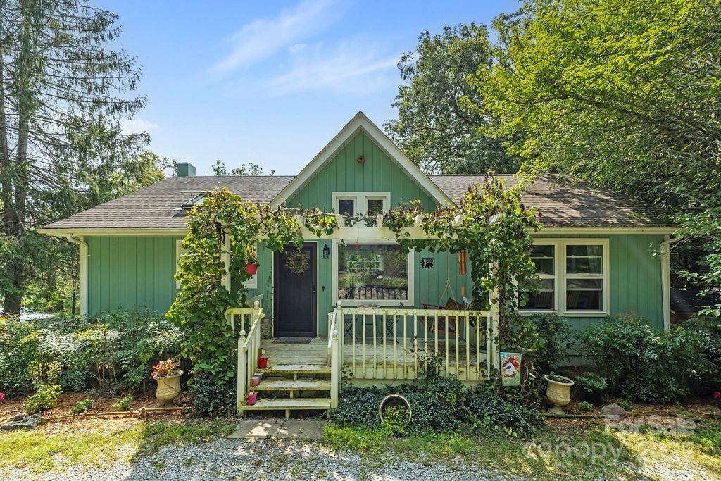 300 Wilson Drive, Brevard, NC 28712