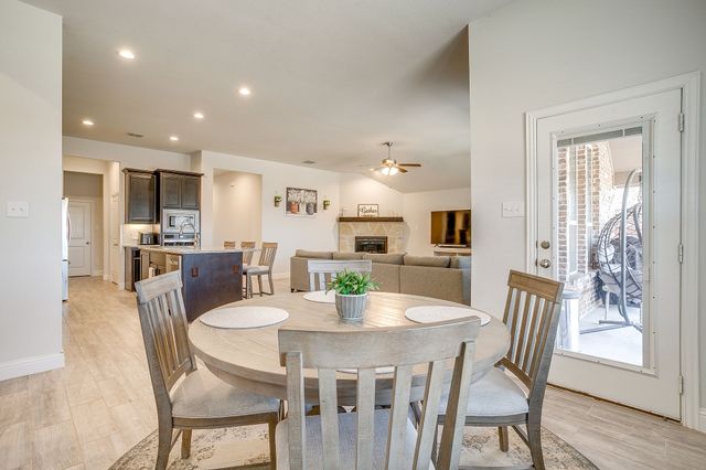 1005 Thicket Drive, Mansfield, TX 76063