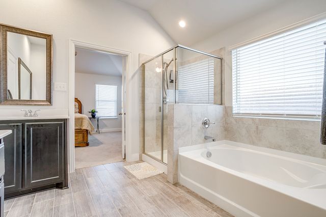 1005 Thicket Drive, Mansfield, TX 76063