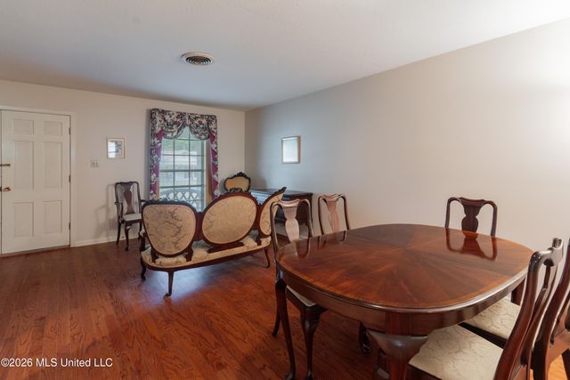 715 Tanglewood Drive, Clinton, MS 39056