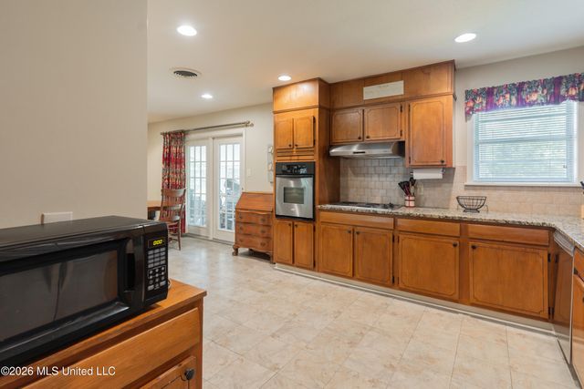 715 Tanglewood Drive, Clinton, MS 39056