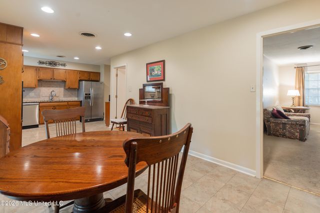 715 Tanglewood Drive, Clinton, MS 39056