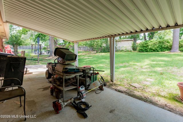 715 Tanglewood Drive, Clinton, MS 39056