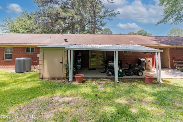 715 Tanglewood Drive, Clinton, MS 39056