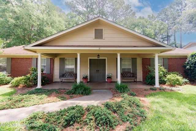 715 Tanglewood Drive, Clinton, MS 39056