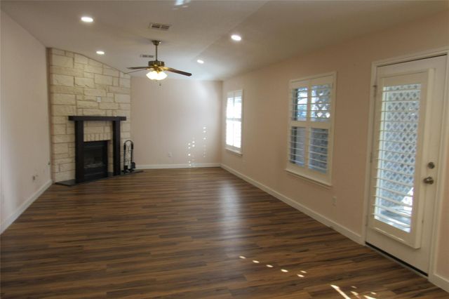 3149 Corrigan LN, Round Rock, TX 78665