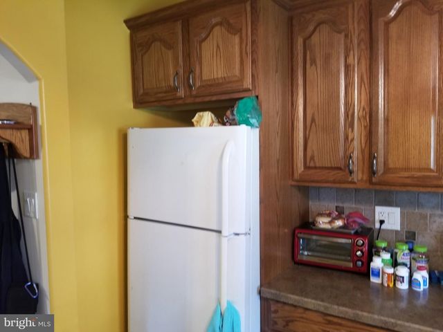 1787 HENDRICKS RD, Harleysville, PA 19438