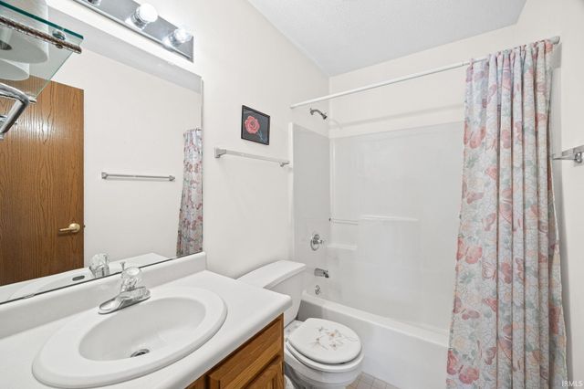 1940 Honeybrook Way, Lafayette, IN 47909