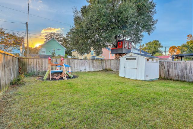 4977 Chateau Avenue, North Charleston, SC 29405